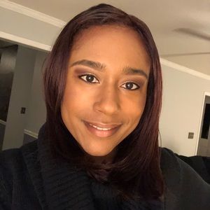 Meet your Posher, Fevia